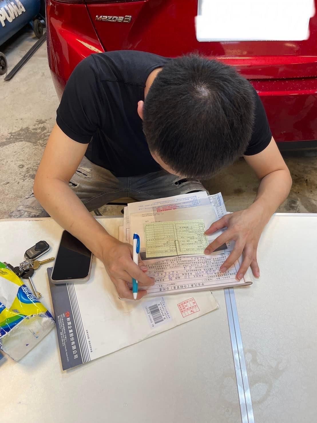 高行情3-5萬收購/各縣市配合交車延長保固!!!二手車收購/台北中古車/台北二手車/新北中古車/新北二手車/ - 鴻翼二手車